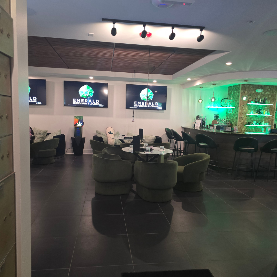 Emerald Lounge Design